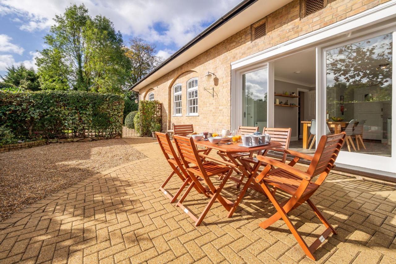 Maltings Lodge Chelsworth Exterior photo