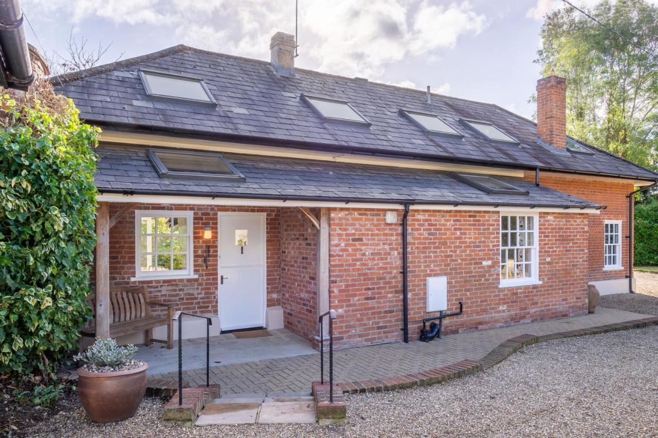 Maltings Lodge Chelsworth Exterior photo
